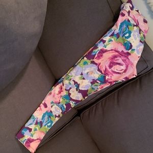 Floral high waisted leggings